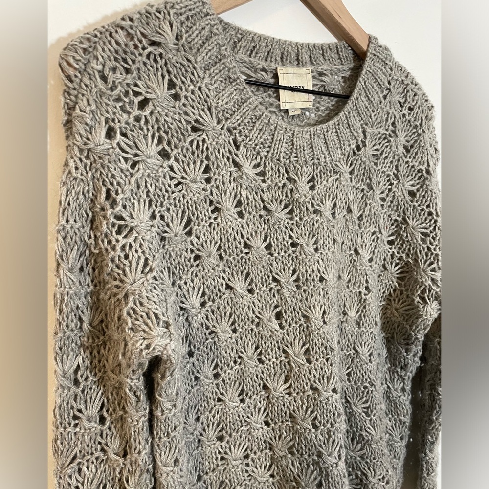 Augden New York Hand Crafted in Bolivia Gray Knit Sweater 100% Alpaca Sz Medium - Picture 3 of 11